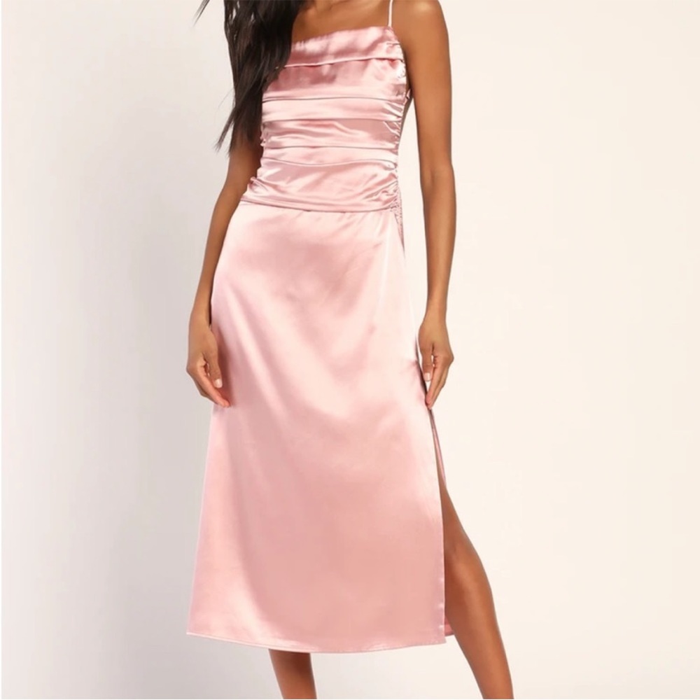 NWT Lulu’s Glow & Behold Pink Satin Midi Dress Large